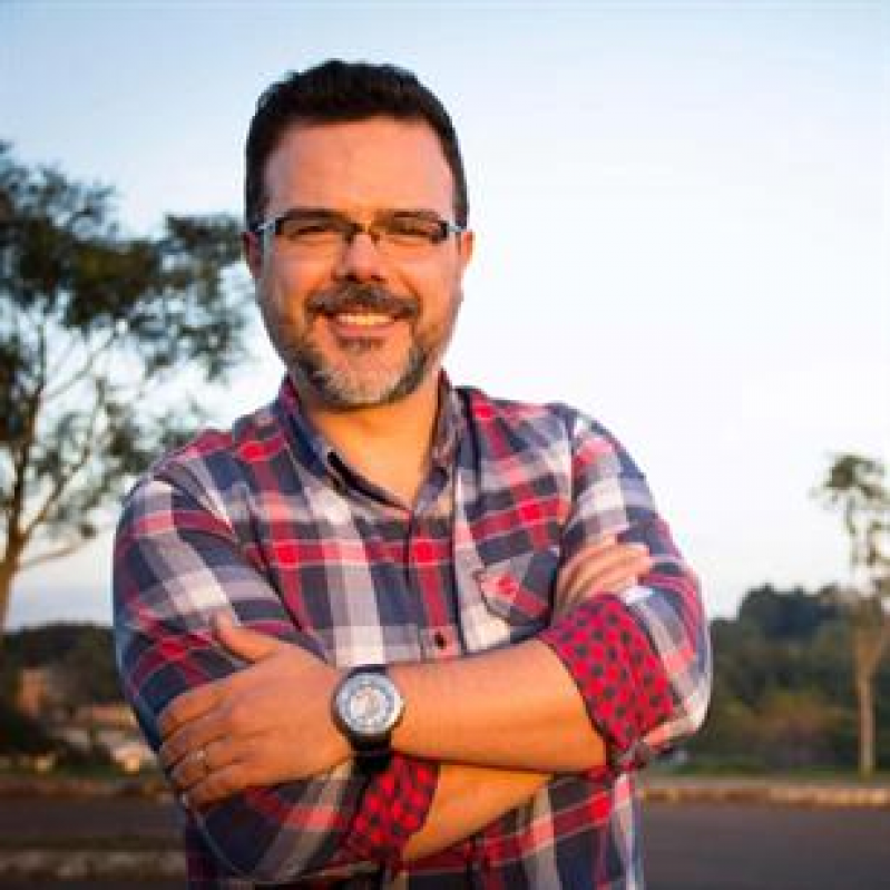 Adriano Canabarro Teixeira