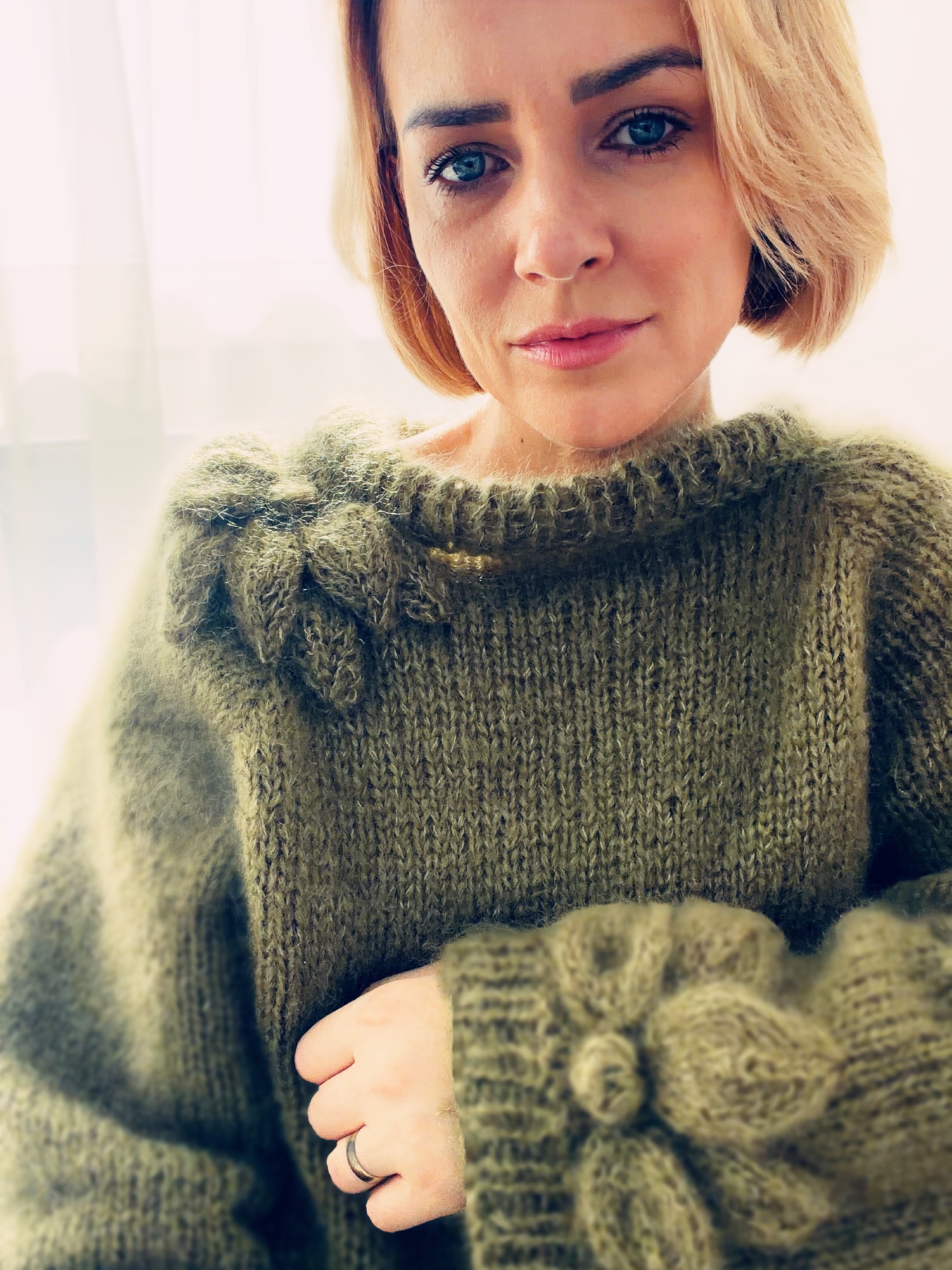 Pattern for sweater "Blooming spring" (EN)