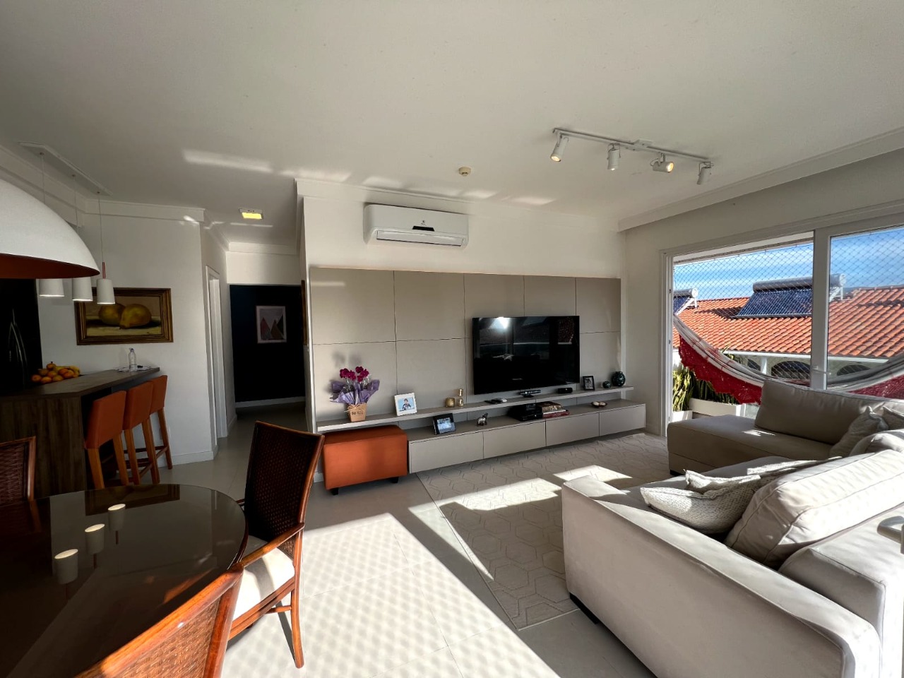 Apartamento à Venda no Morro das Pedras Island Home e Resort