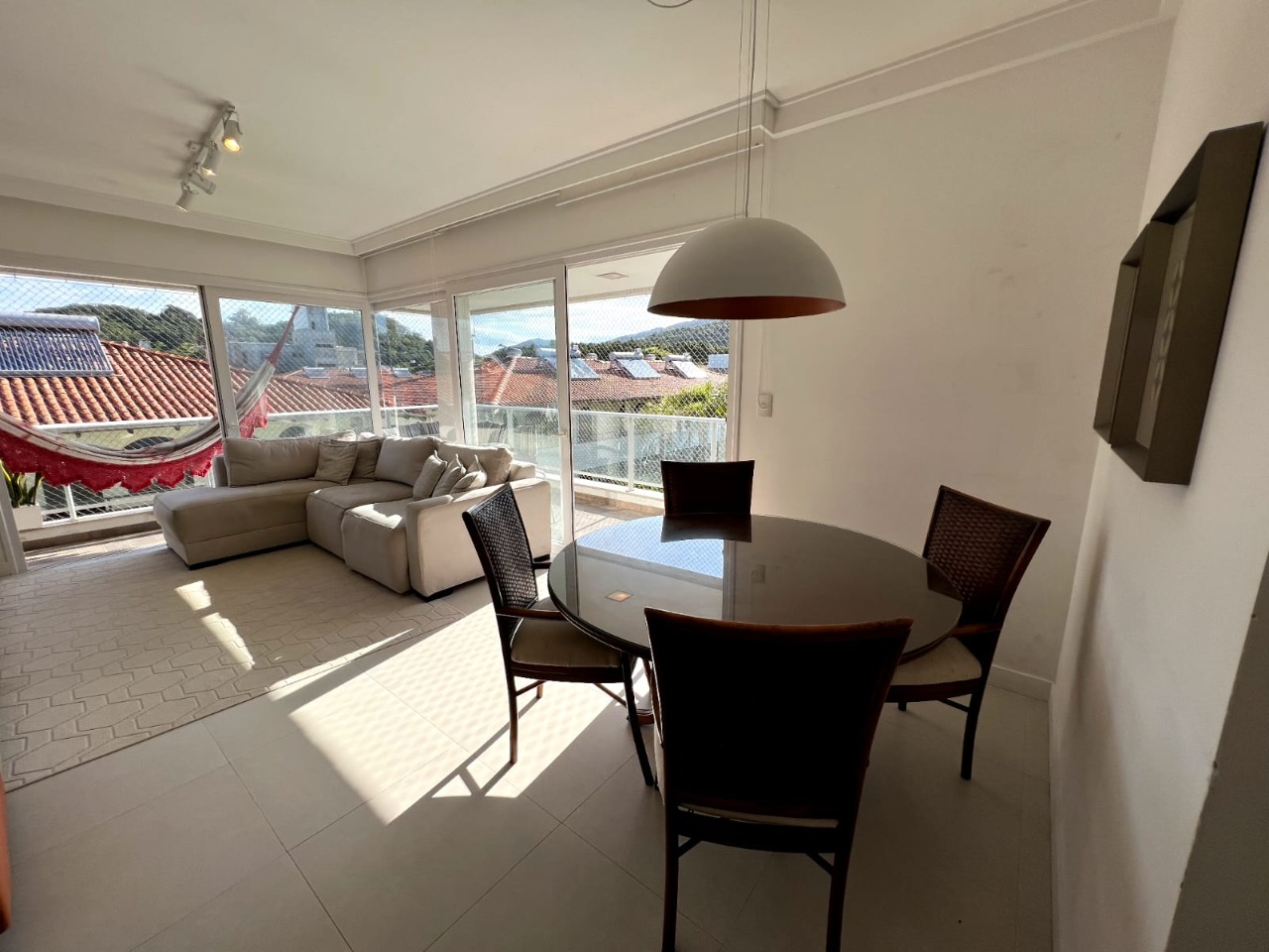 Apartamento à Venda no Morro das Pedras Island Home e Resort