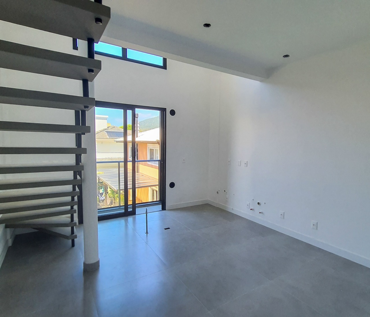 Loft Moderno com 1 Dormitório em Novo Campeche