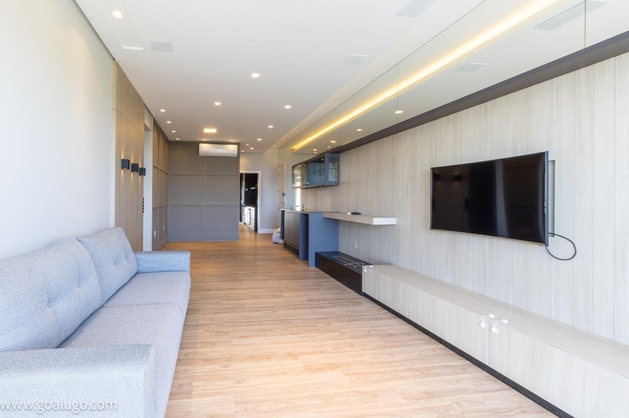 Apartamento Mobiliado com 2 Dormitórios no Novo Campeche