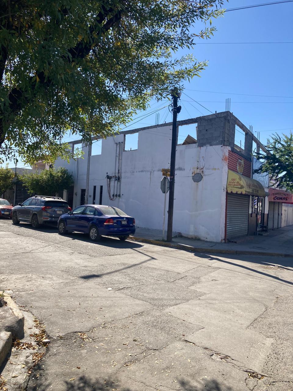 CASA EN VENTA  AVENIDA DE GRAN MOVIMIENTO PEDREGAL STO. DOMINGO SAN  NICOLAS DE  LOS  GARZA, N. L.