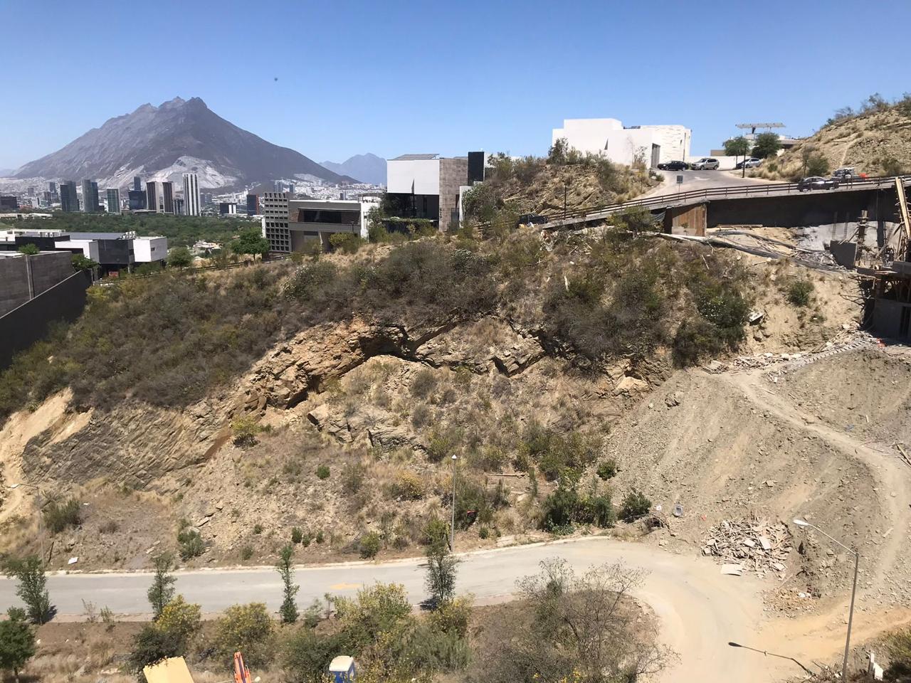 TERRENO EN VENTA RINCÓN DEL CAMPESTRE SPGG 1000m2 EN PRIVADA