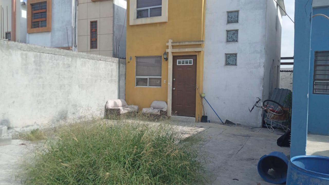 EN VENTA  Escobedo  privadas   Los Sauces   Casa dos niveles  Sector privado   Vigilancia 24/7