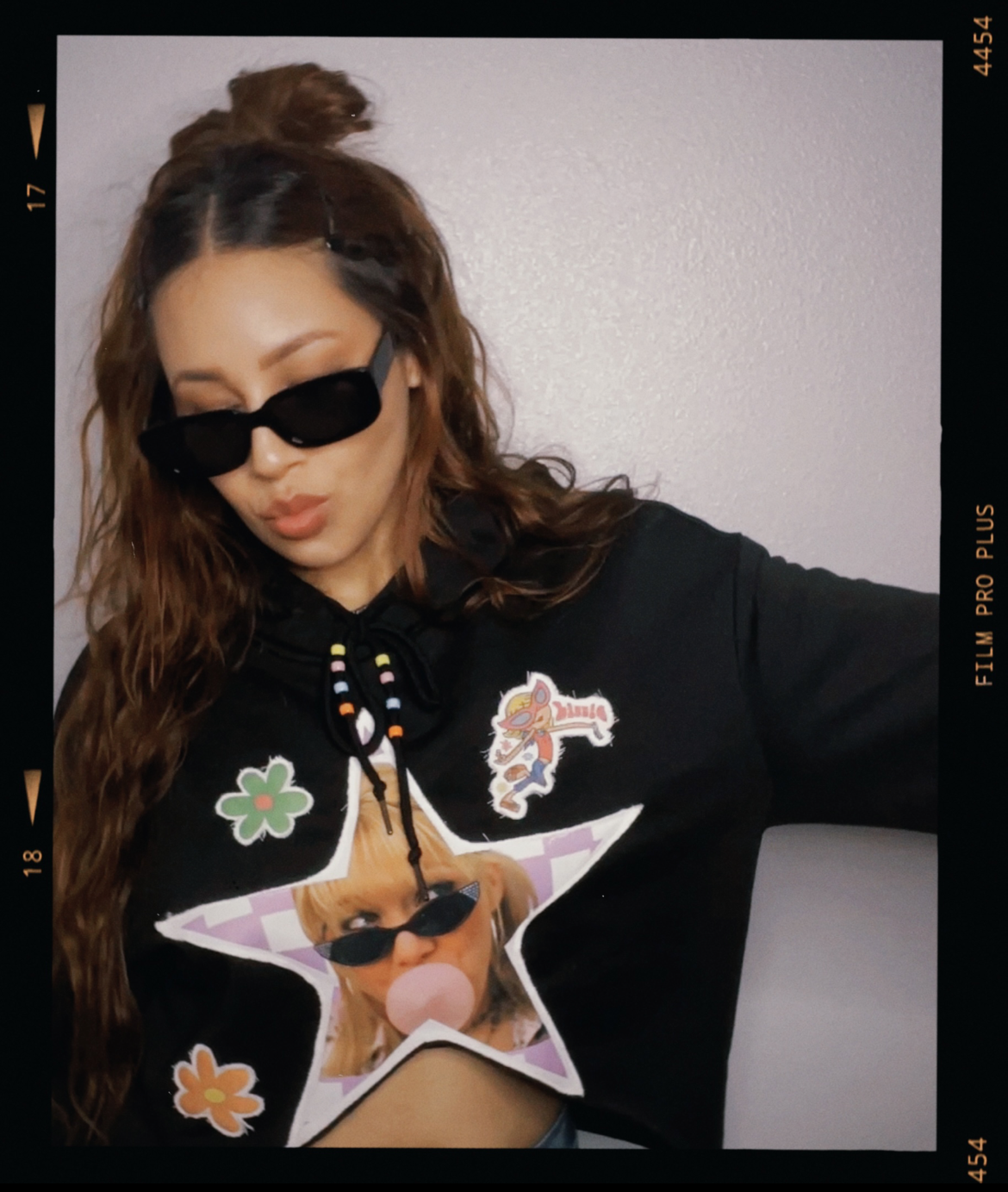 LIZZIE MCGUIRE  ☆ HEY NOW  ☆ CROP HOODIE