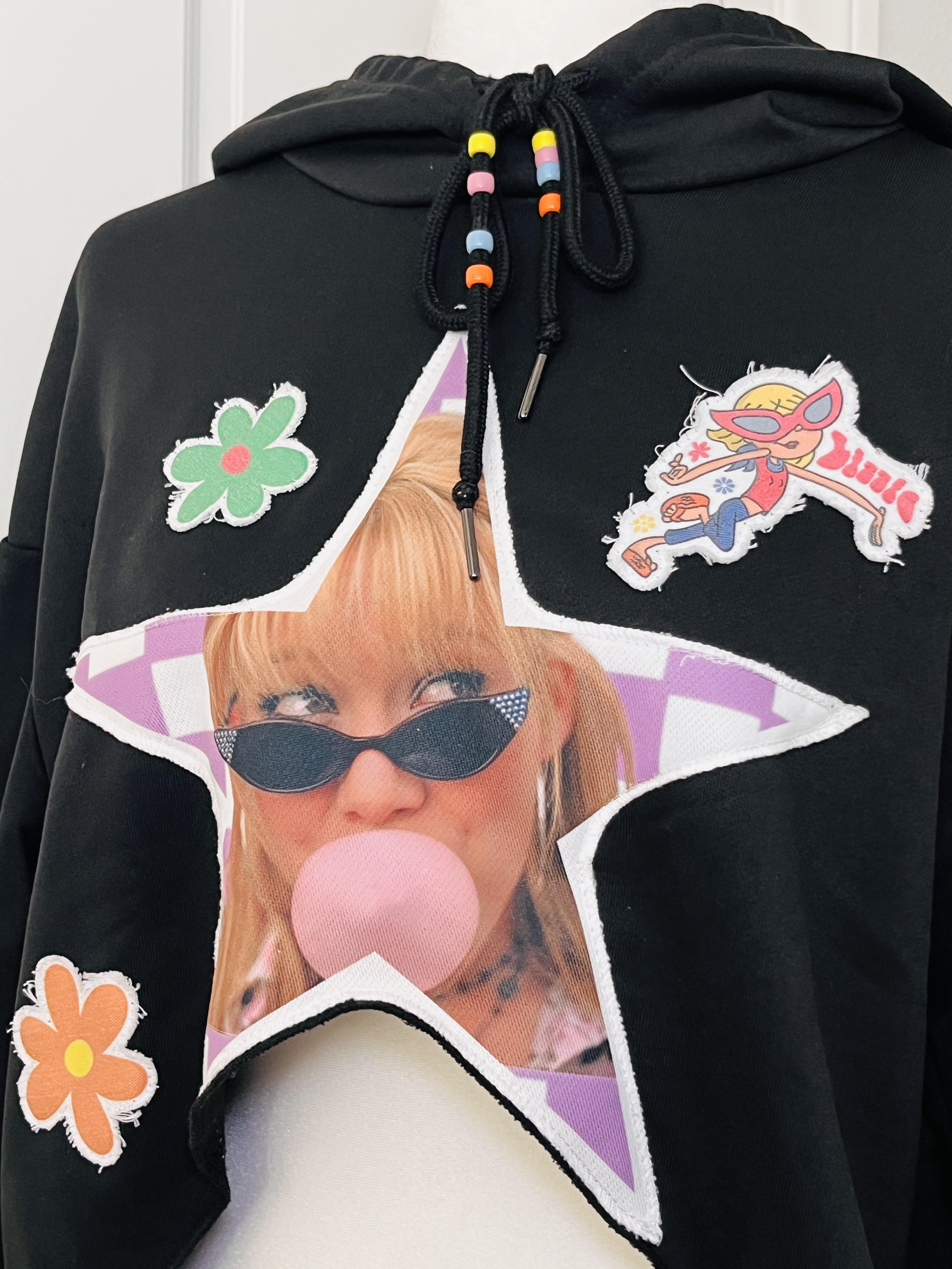 LIZZIE MCGUIRE ☆ HEY NOW ☆ CROP HOODIE