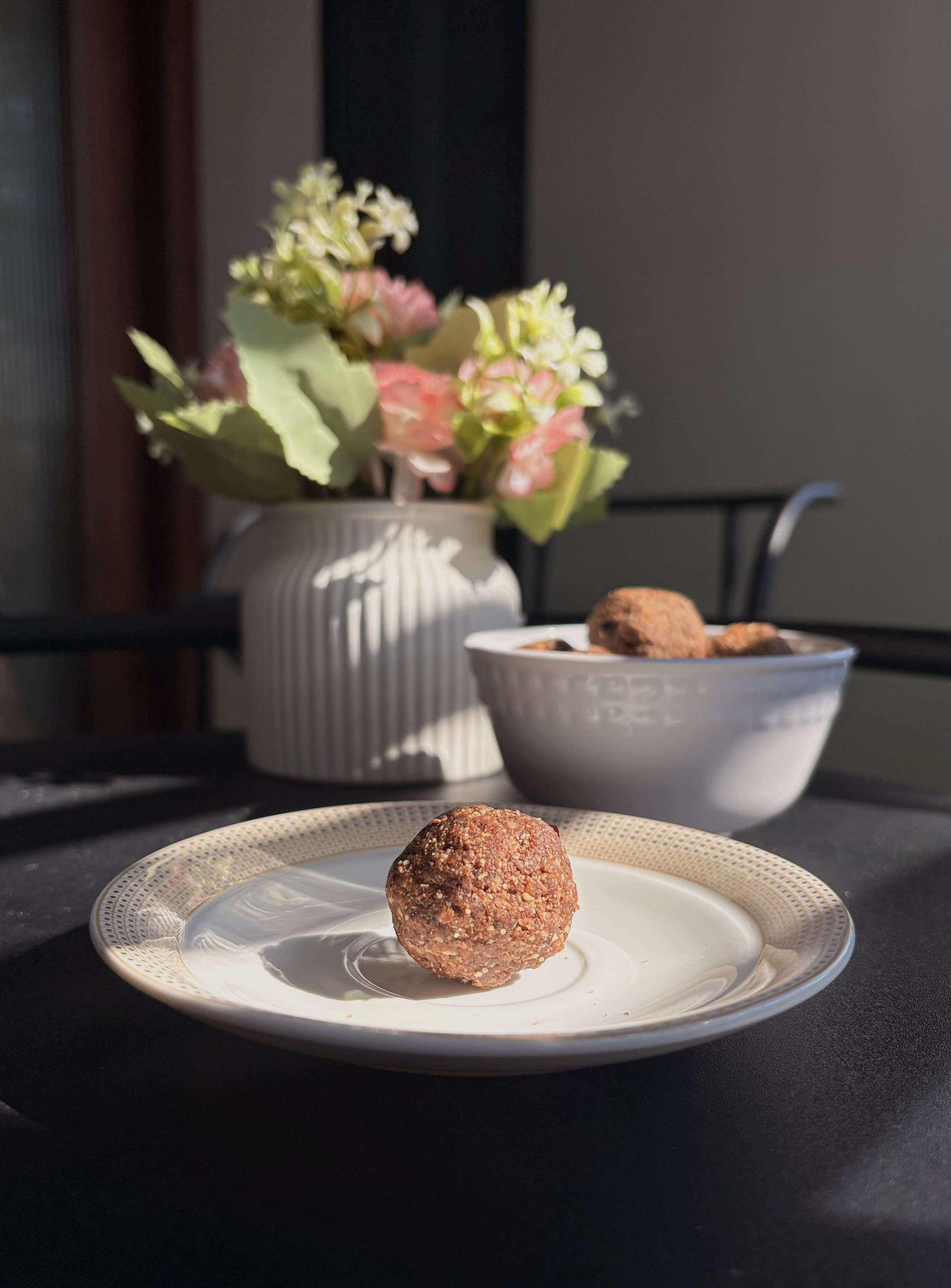 Almond Coatcoa Ladoo (60 g)