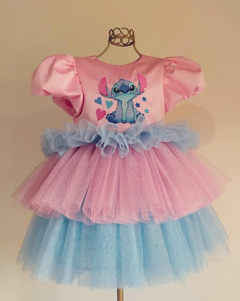 Vestido aniversário Stich