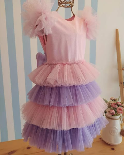 Vestido Infantil de Tule camadas