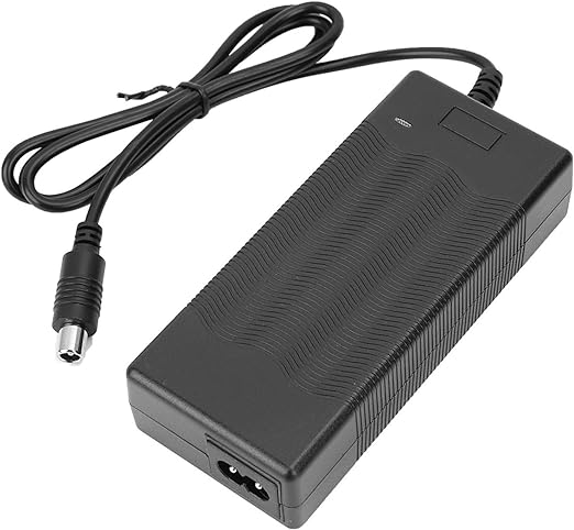 Caricabatterie per monopattini