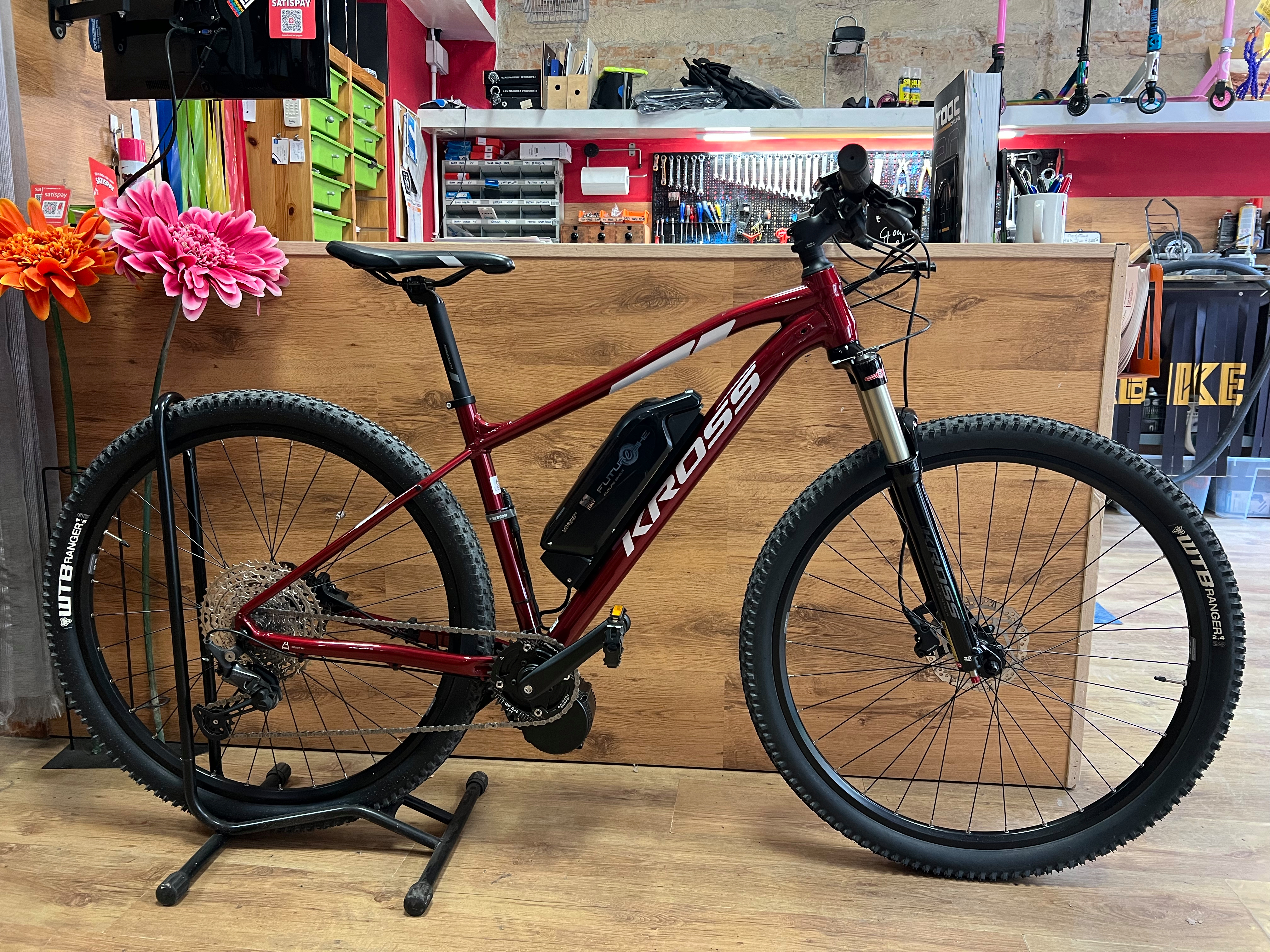 Ebike su base Mtb Kross Level 6.0 tg.M