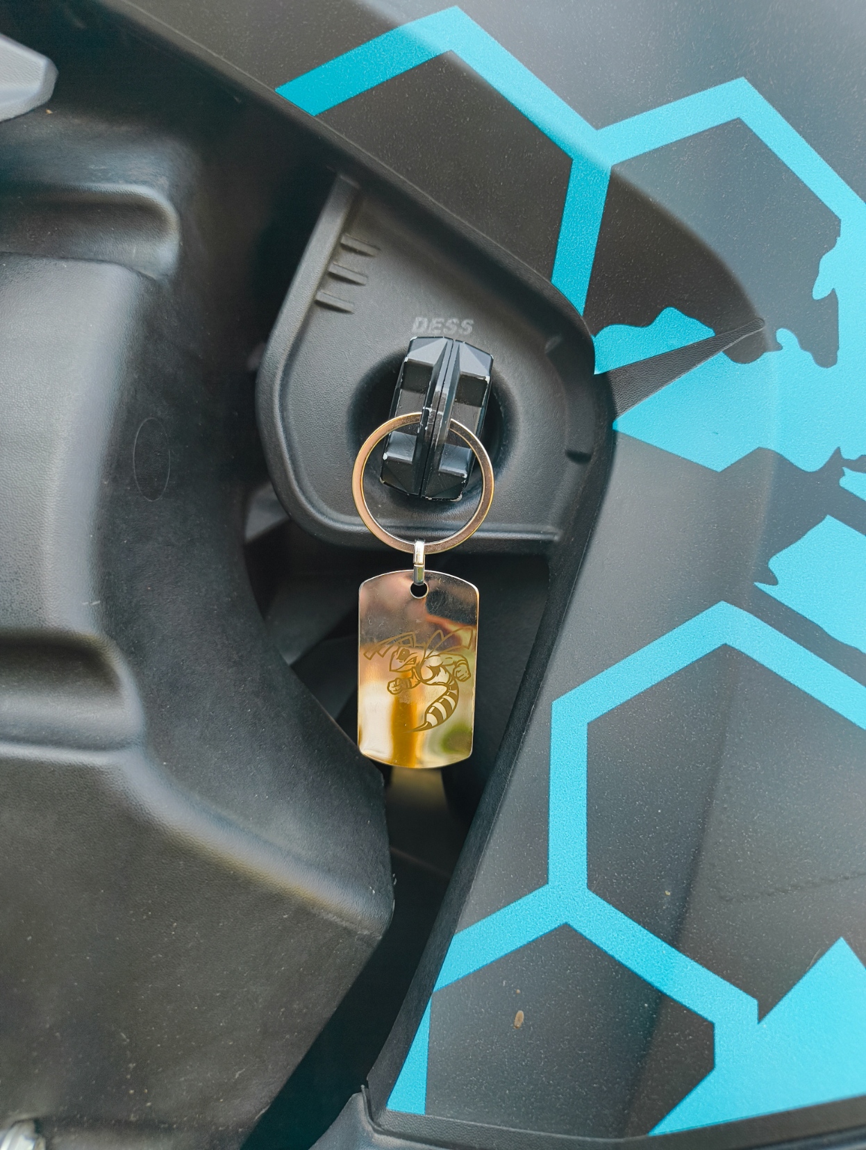 Porte-clés en métal gravé