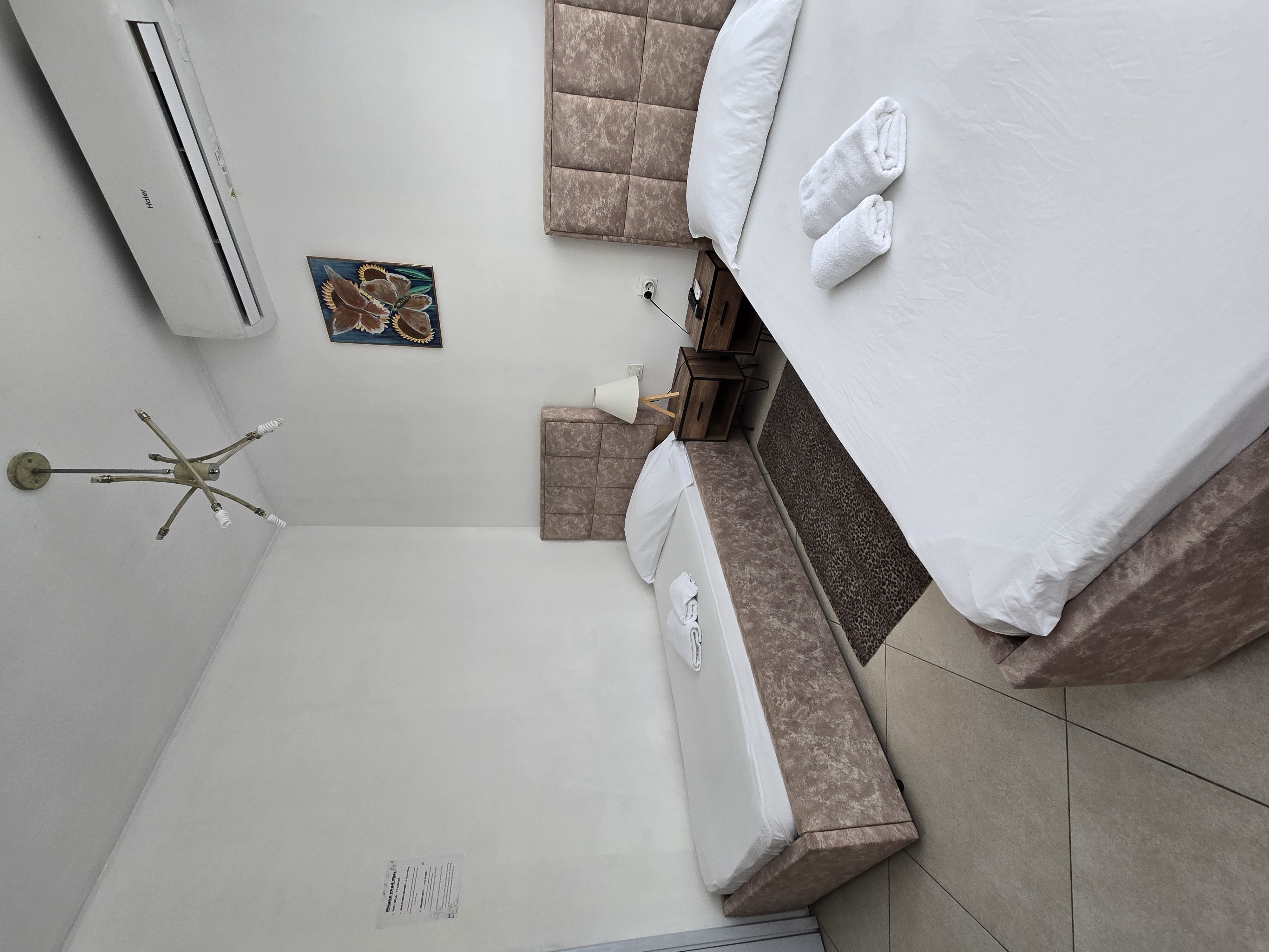 2. Twin room with shared bathroom