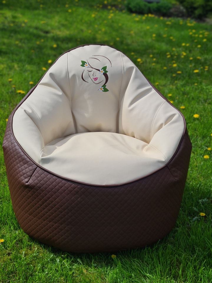 Sėdmaišis Rio iš ekoodos