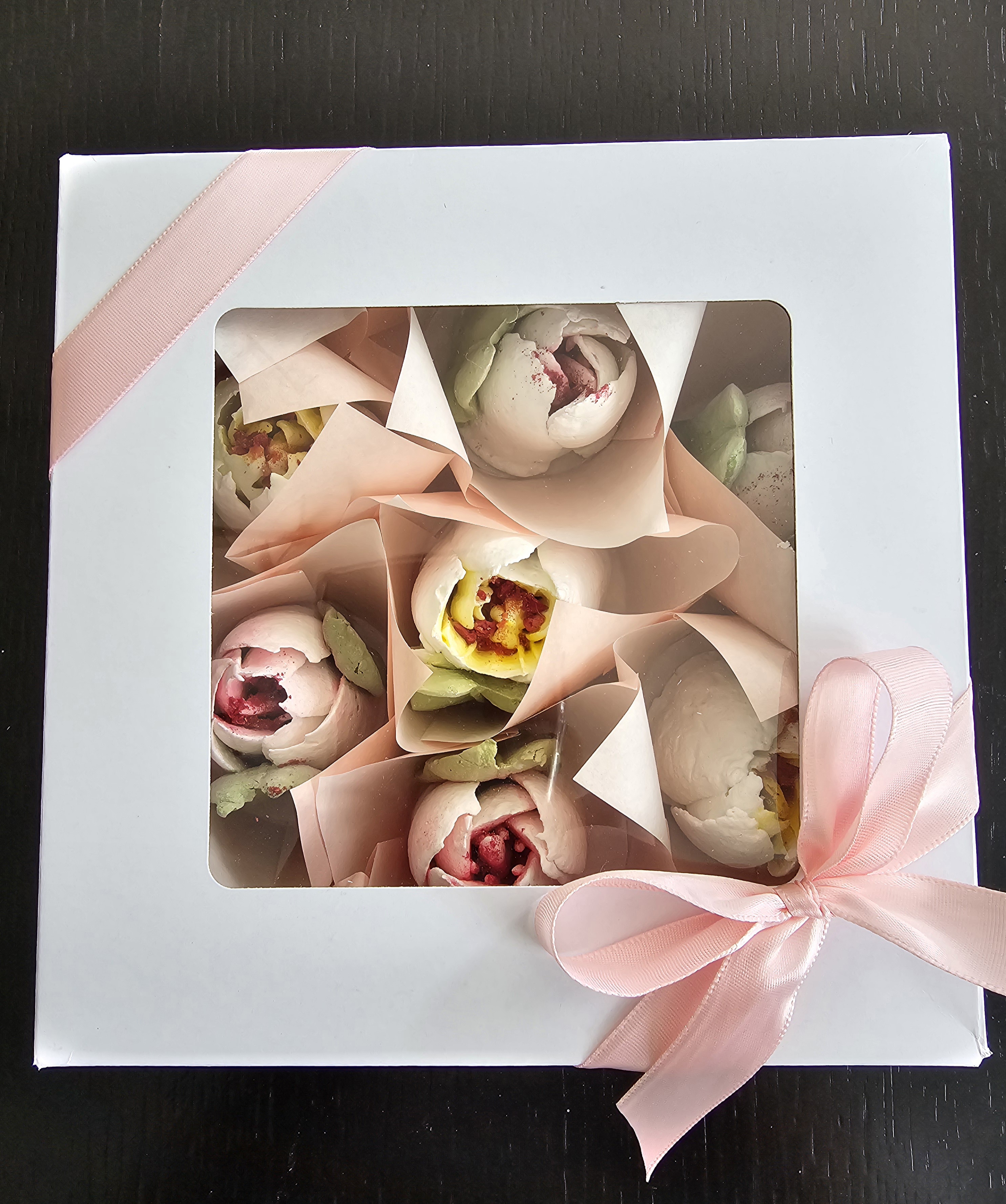 7 Flowers in a Square Box