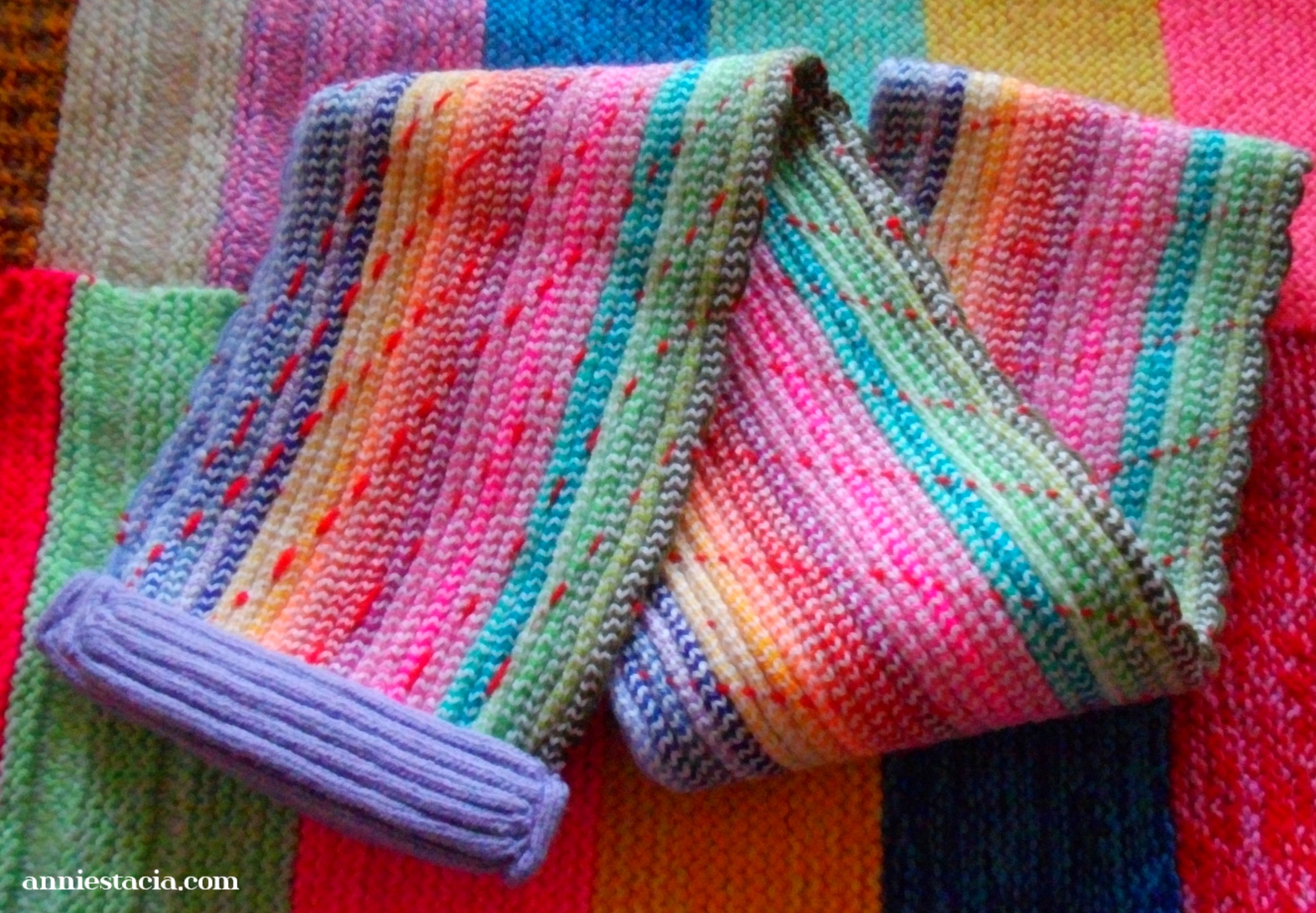 French-knitted colored scarf