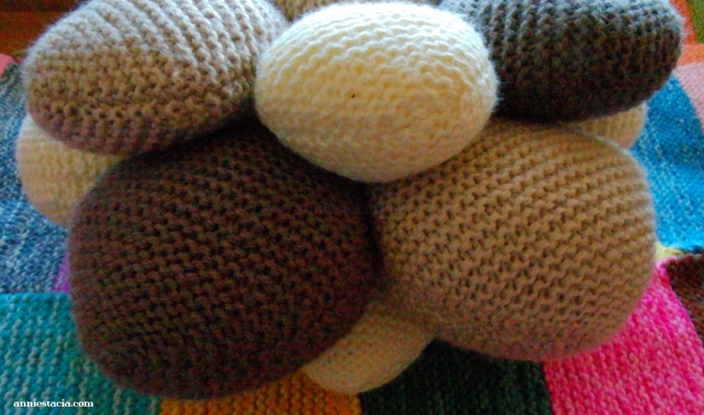 Beige, bruin getinte sierkussen 