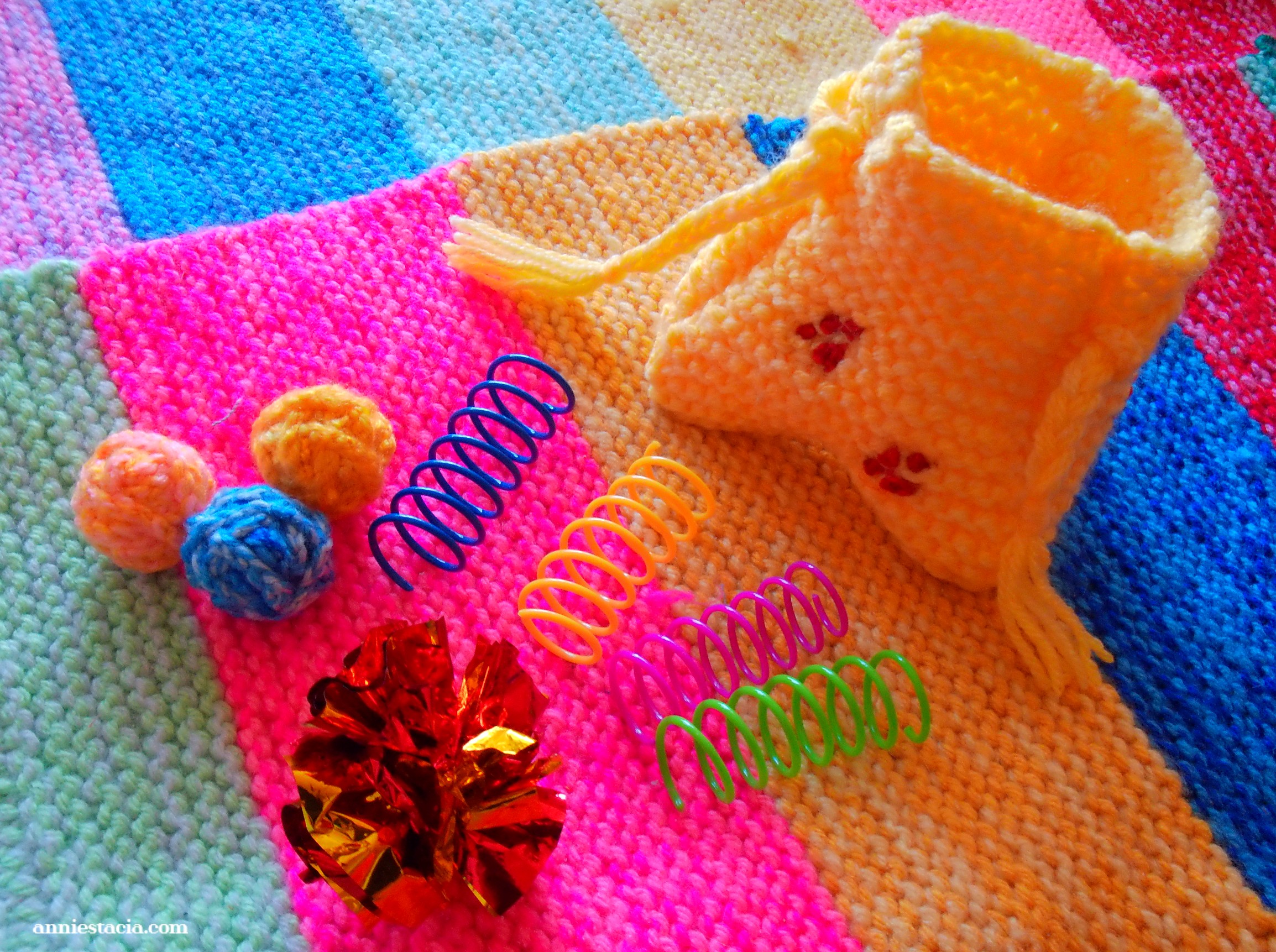 Cat toys with storage bag