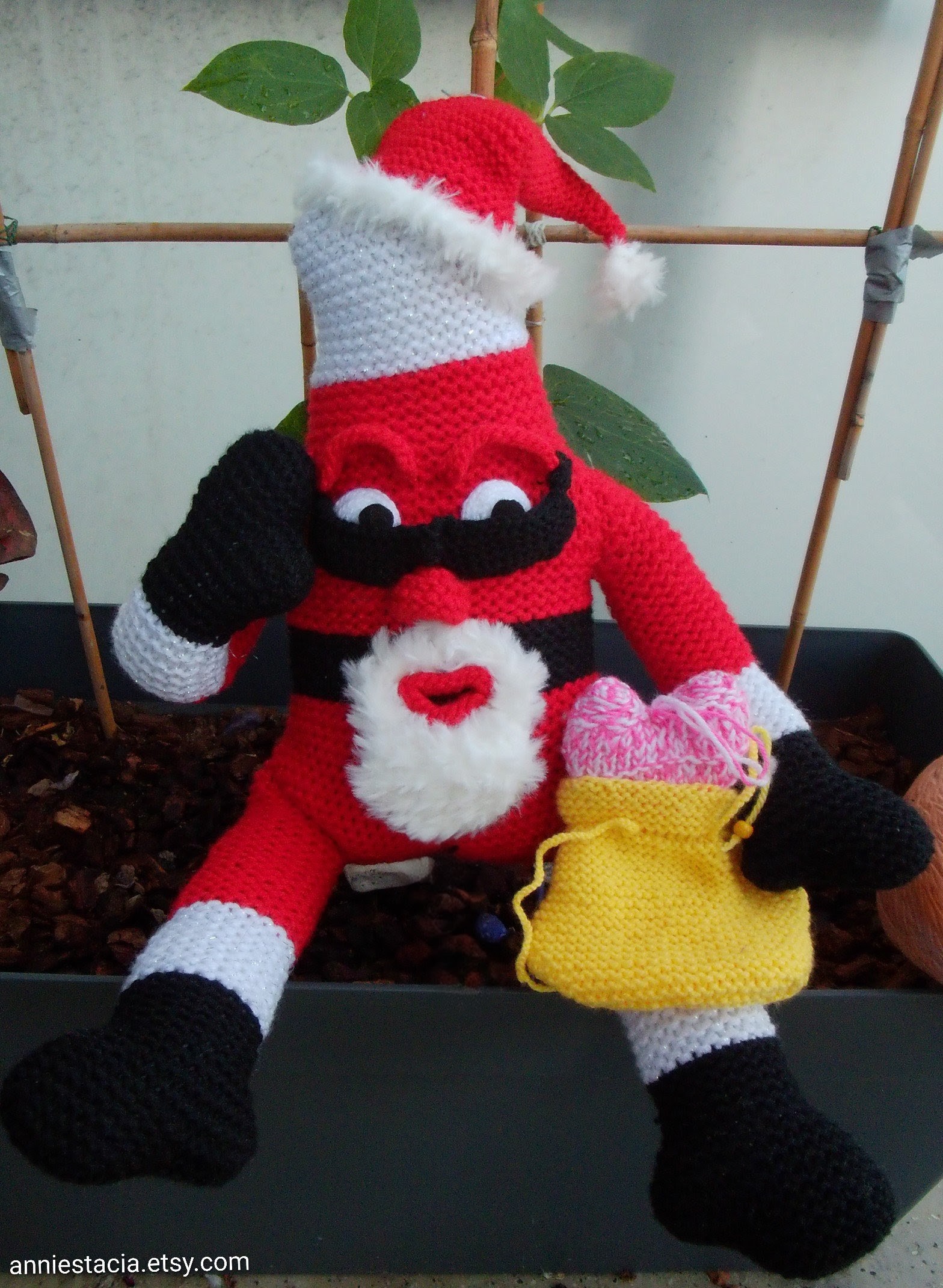 Handmade Santa Claus Decoration, Unique Christmas Gift Idea