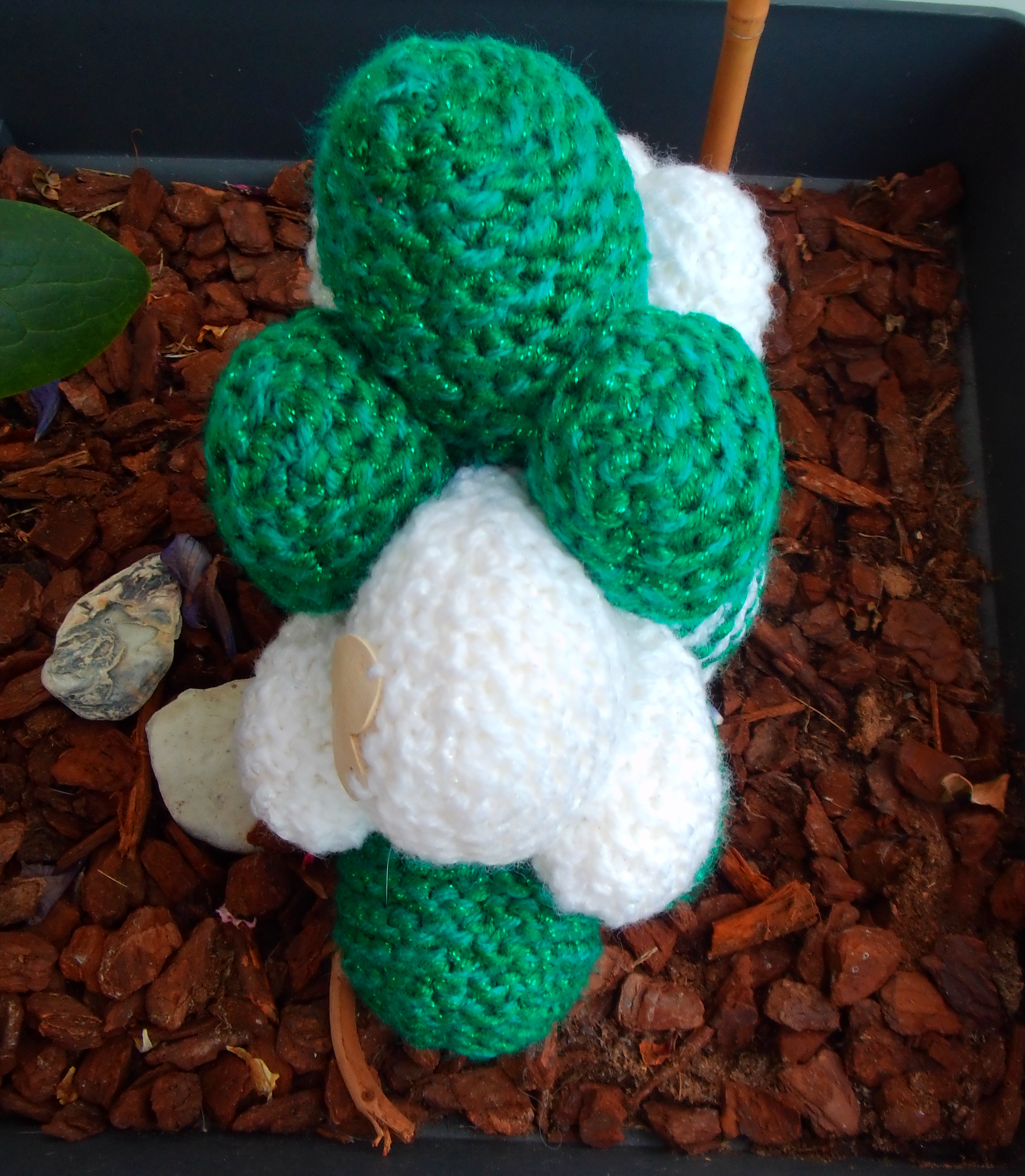 Unique knitted decorative Christmas flower pillow