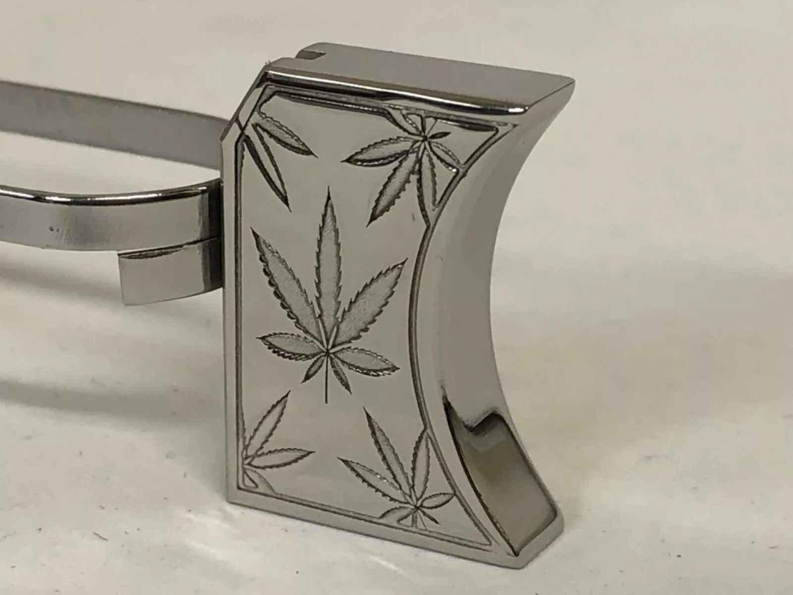 New laser engraved 1911 Mirror Polished  leaves design  #1