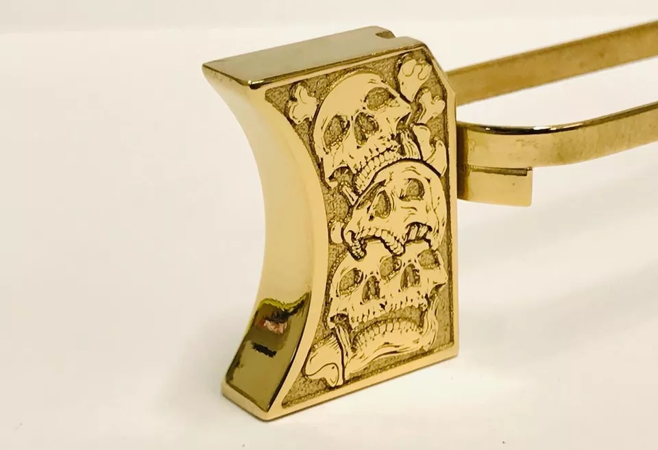 New laser engraved 1911 24k Gold Plated Mirror Polished Long Pad skulls #1