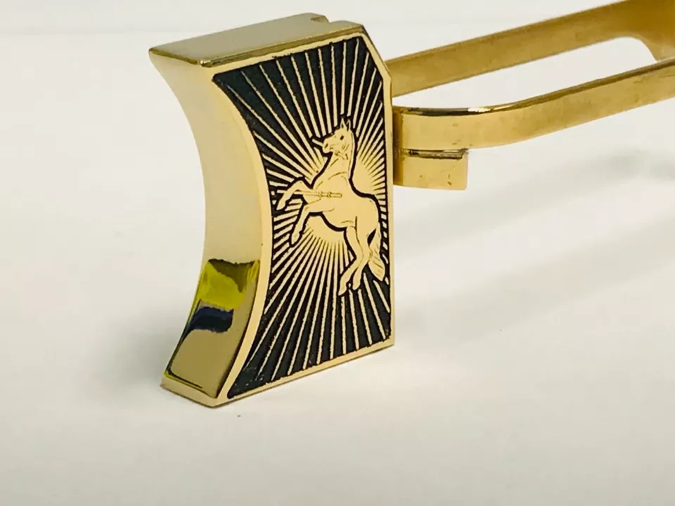 New laser engraved 1911 24k Gold Plated Mirror Polished Long Pad Colt Horse #1
