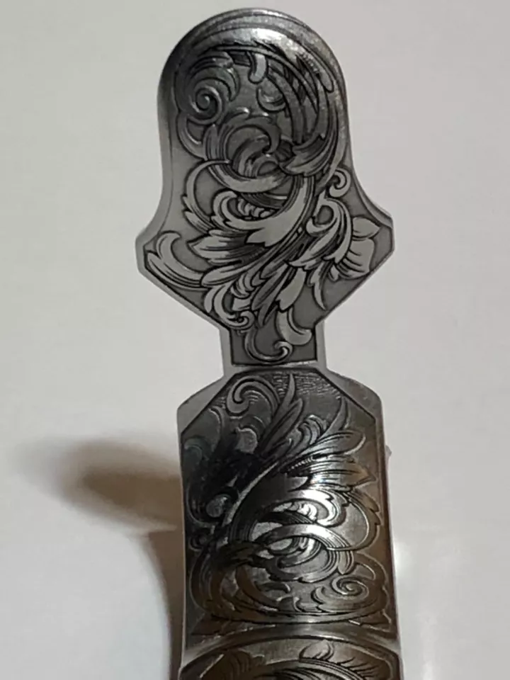 1911 grip safety Engraved stainless extended beaver tail, .250 radius - 1911 gs