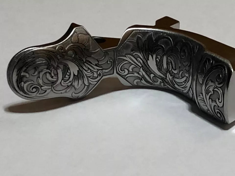 1911 grip safety Engraved stainless extended beaver tail, .250 radius - 1911 gs