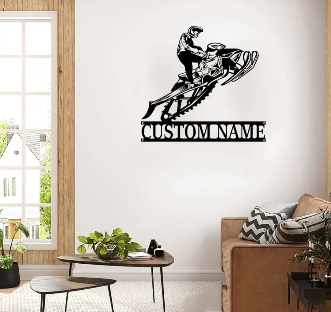 Custom Name Snowmobile Wall Art / Art mural de motoneige avec nom personnalisé