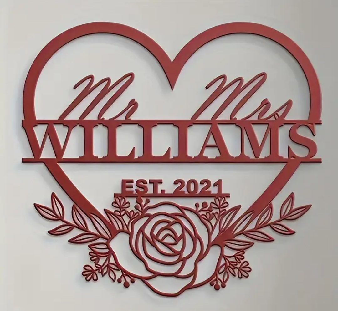 METAL WALL ART MR AND MRS WITH HEART. / ART MURAL EN MÉTAL M. ET MME AVEC COEUR.