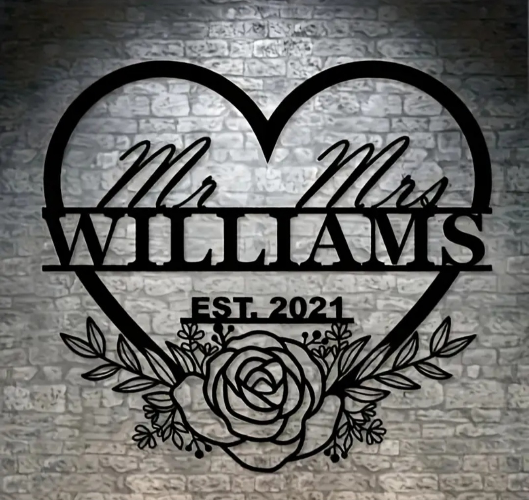 METAL WALL ART MR AND MRS WITH HEART. / ART MURAL EN MÉTAL M. ET MME AVEC COEUR.