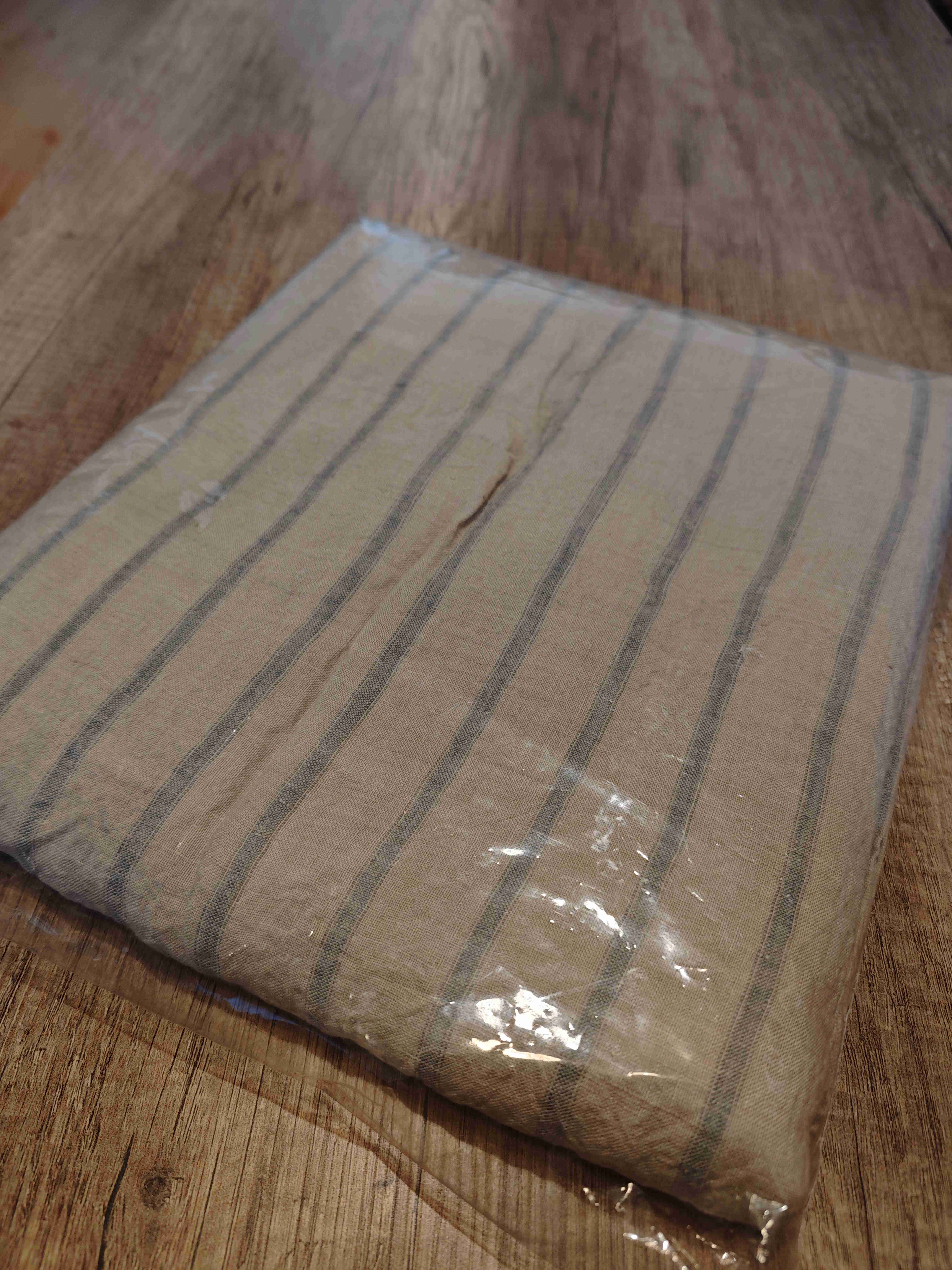 Lininė paklodė 180x220cm