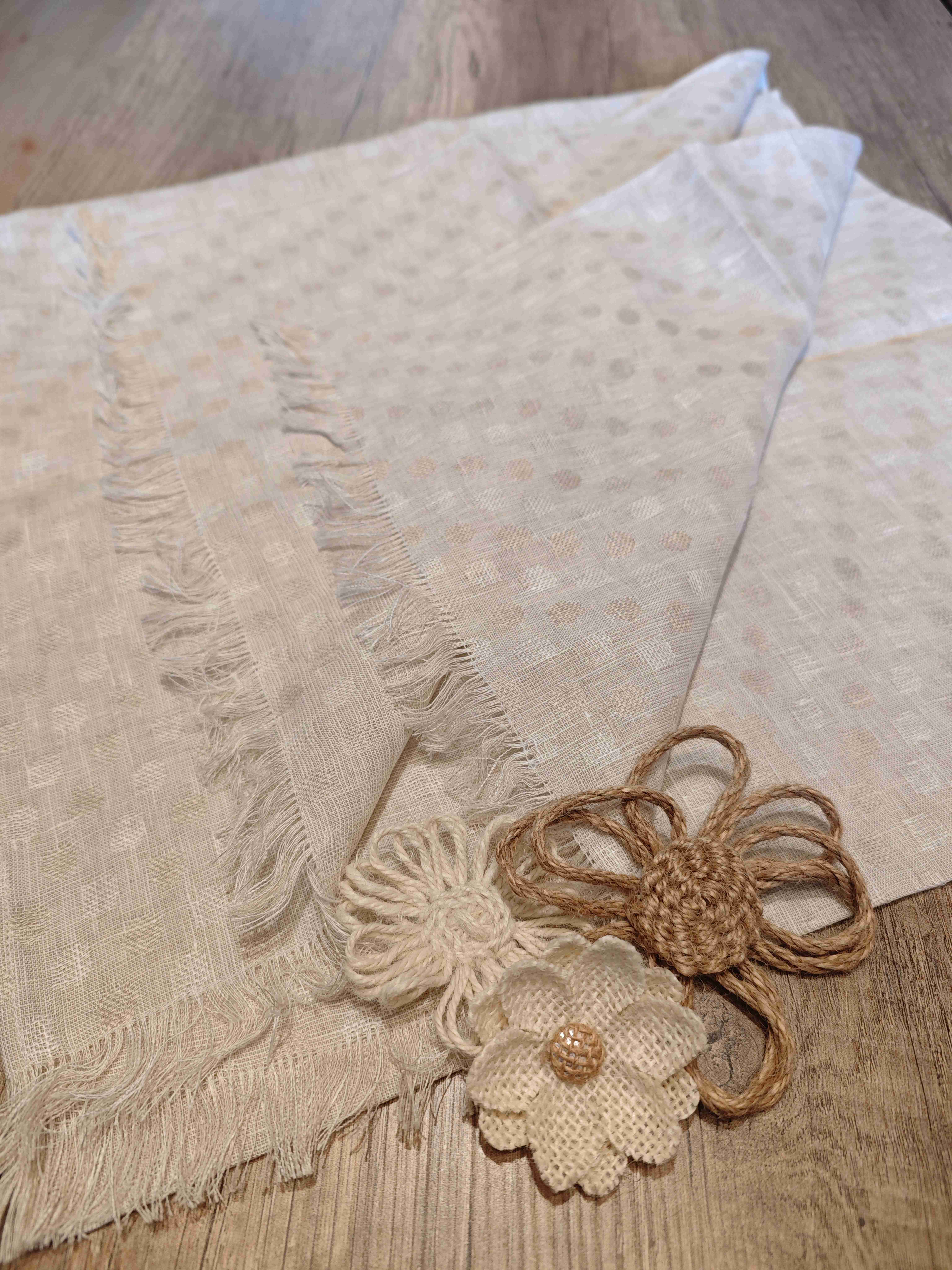 Lininis stalo takelis 50x180 cm.