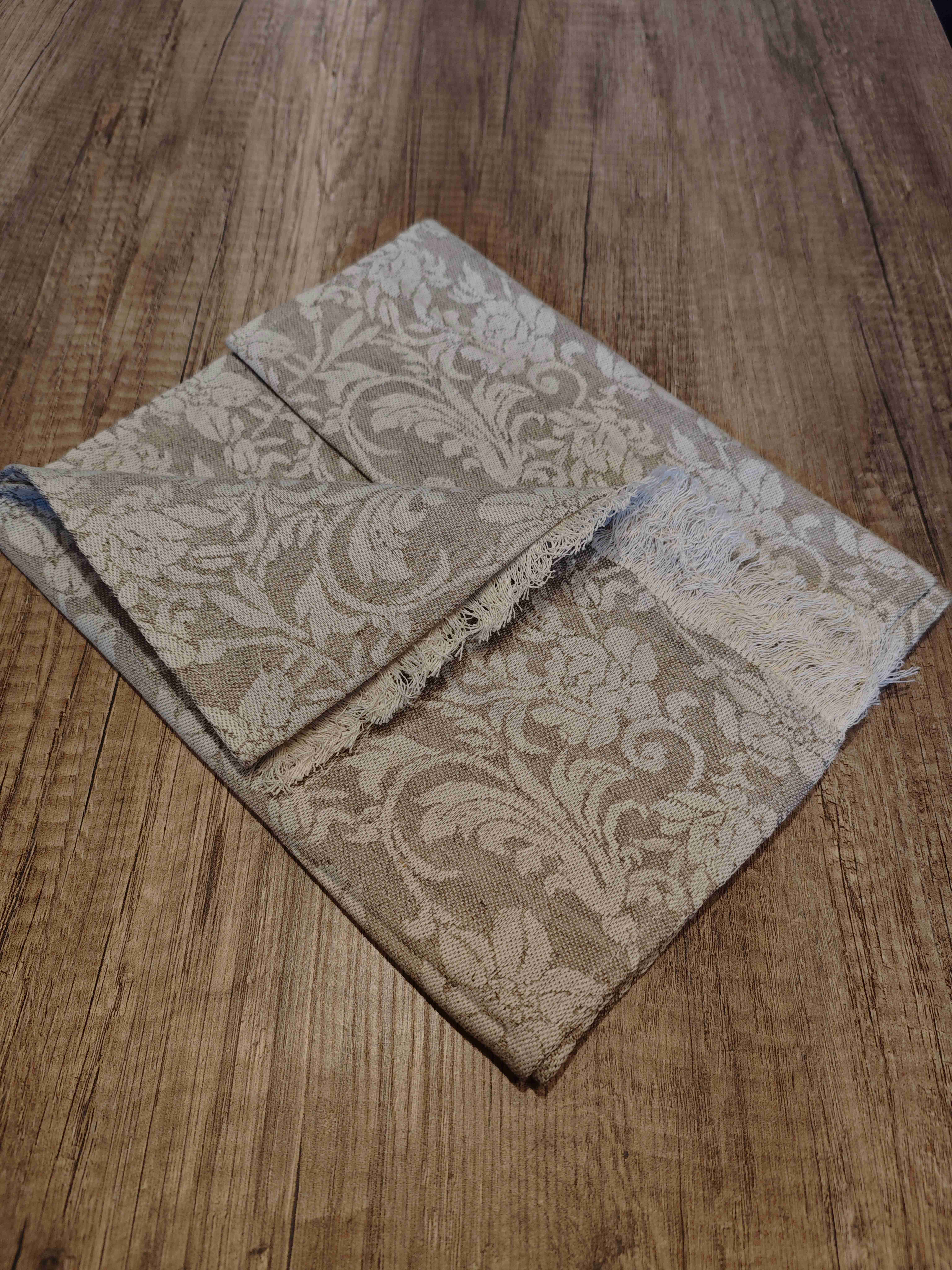 Lininis stalo takelis 27x200 cm.