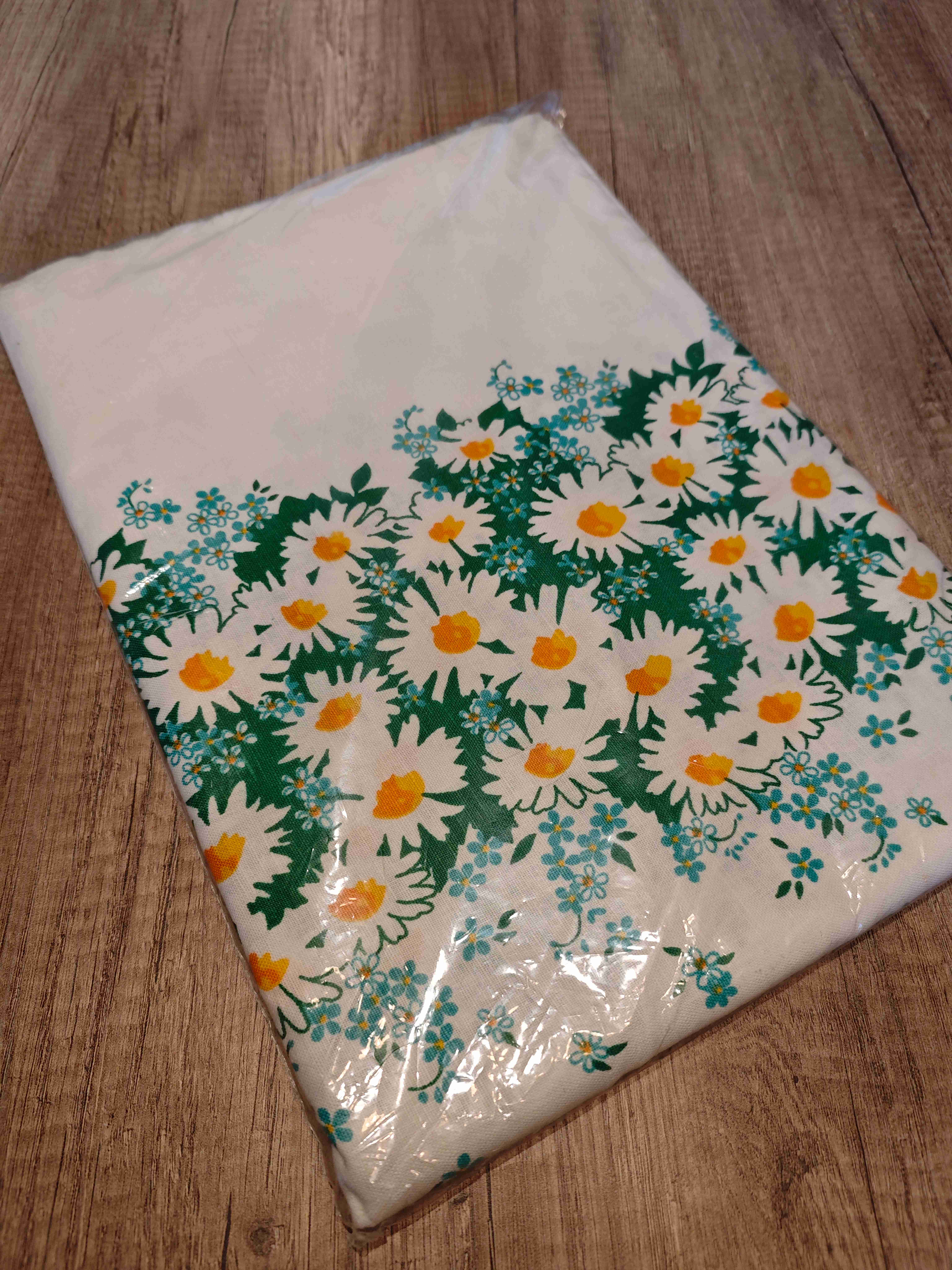 Lininė paklodė 145x210 cm.