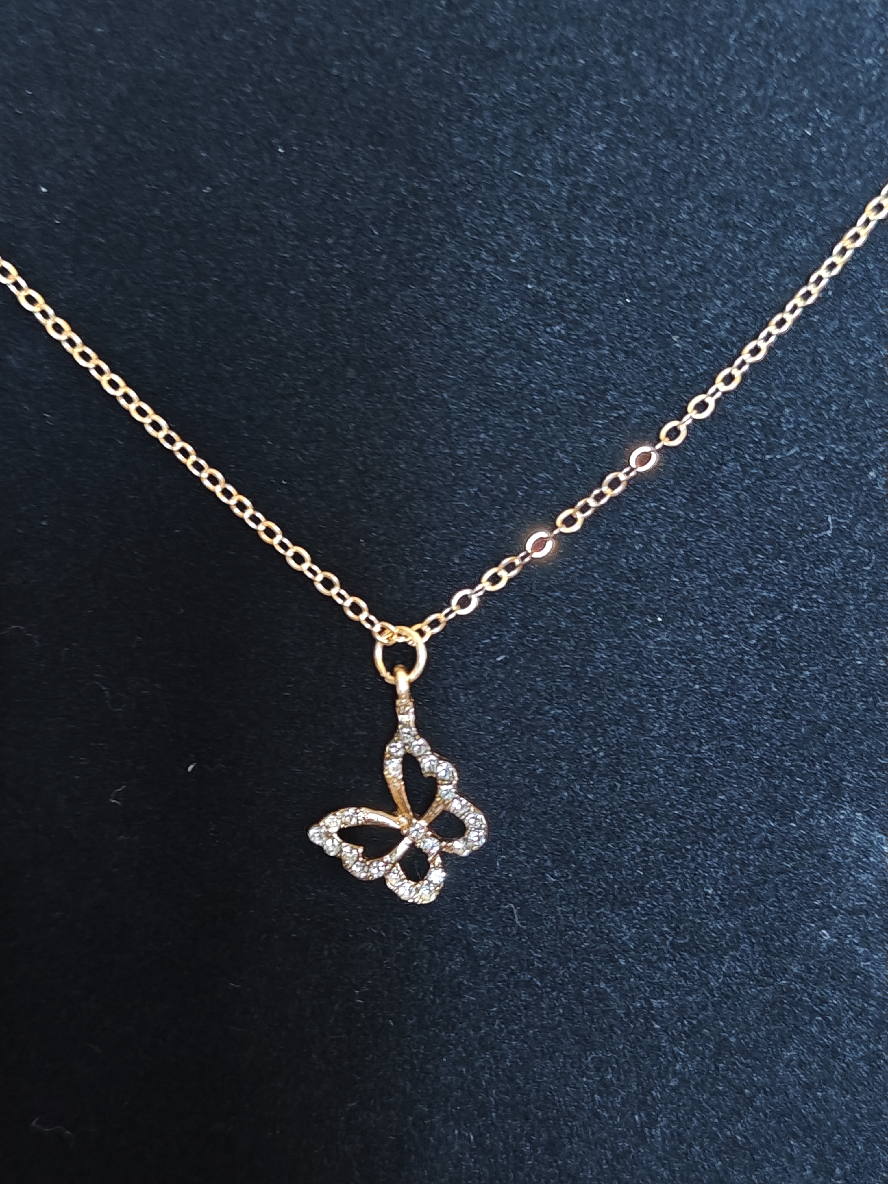 Kaklo papuošalas "Lengvumas"