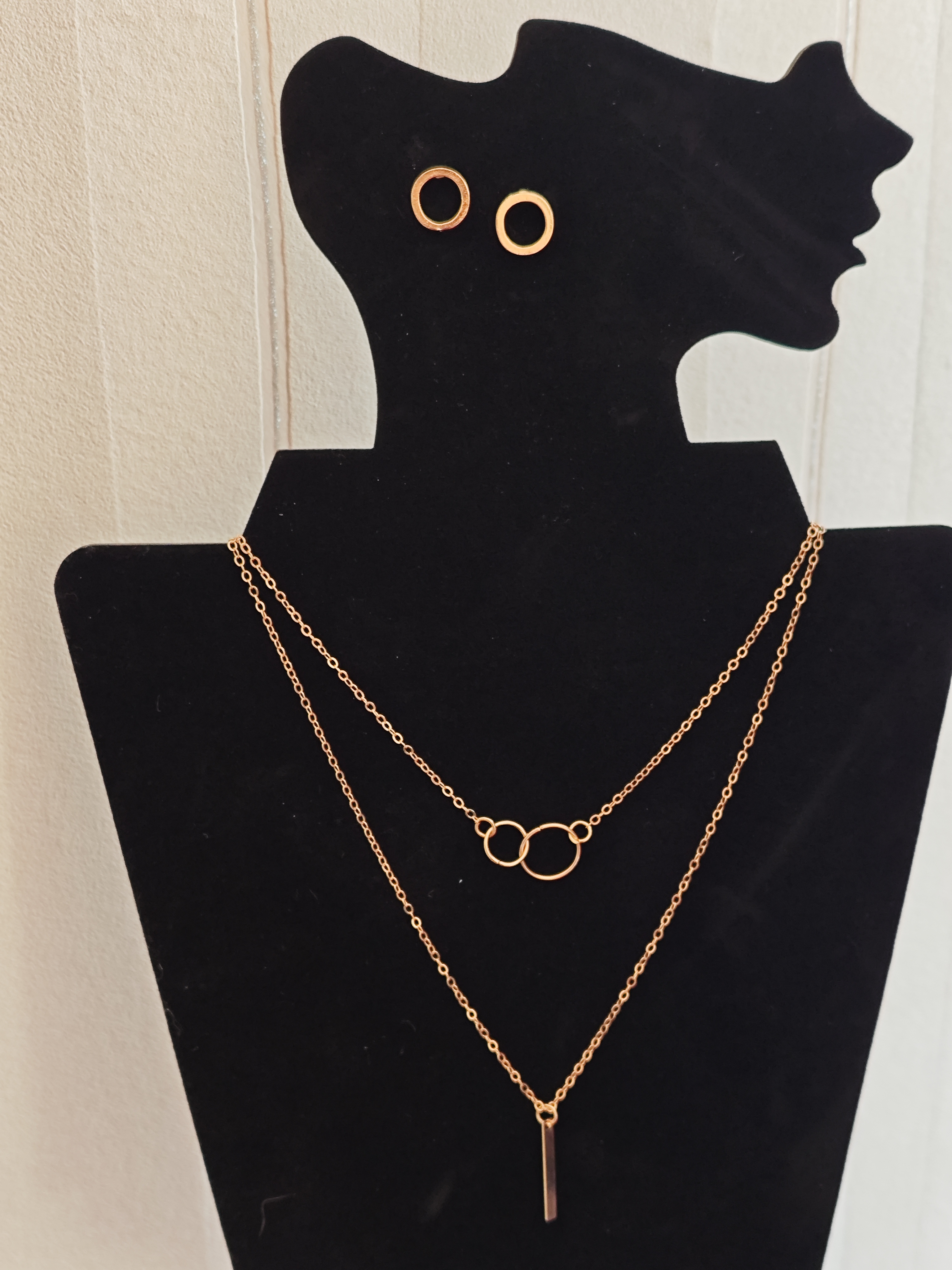 Papuošalų rinkinys "Elegancija"