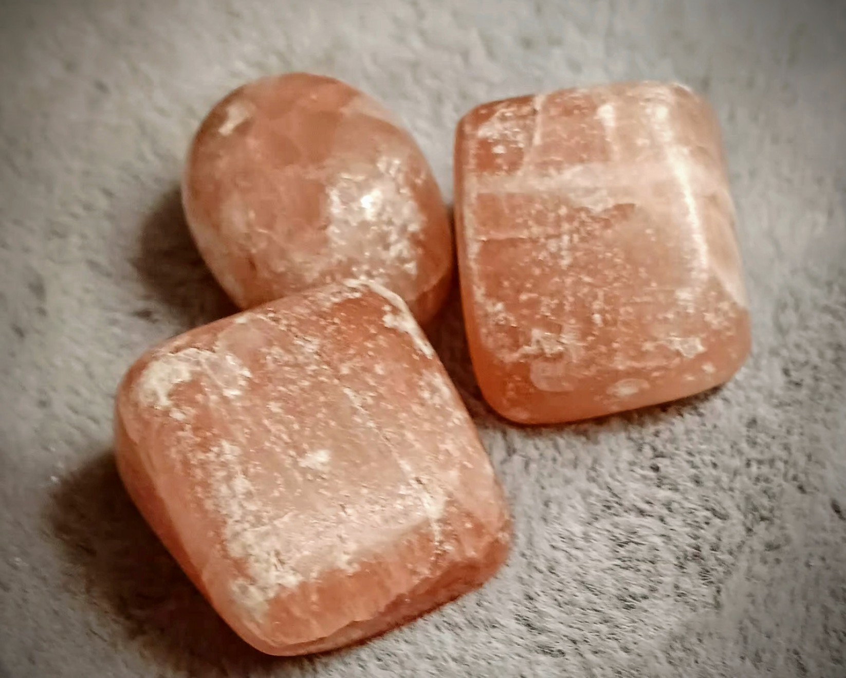 Himalayan Pink Salt Stones