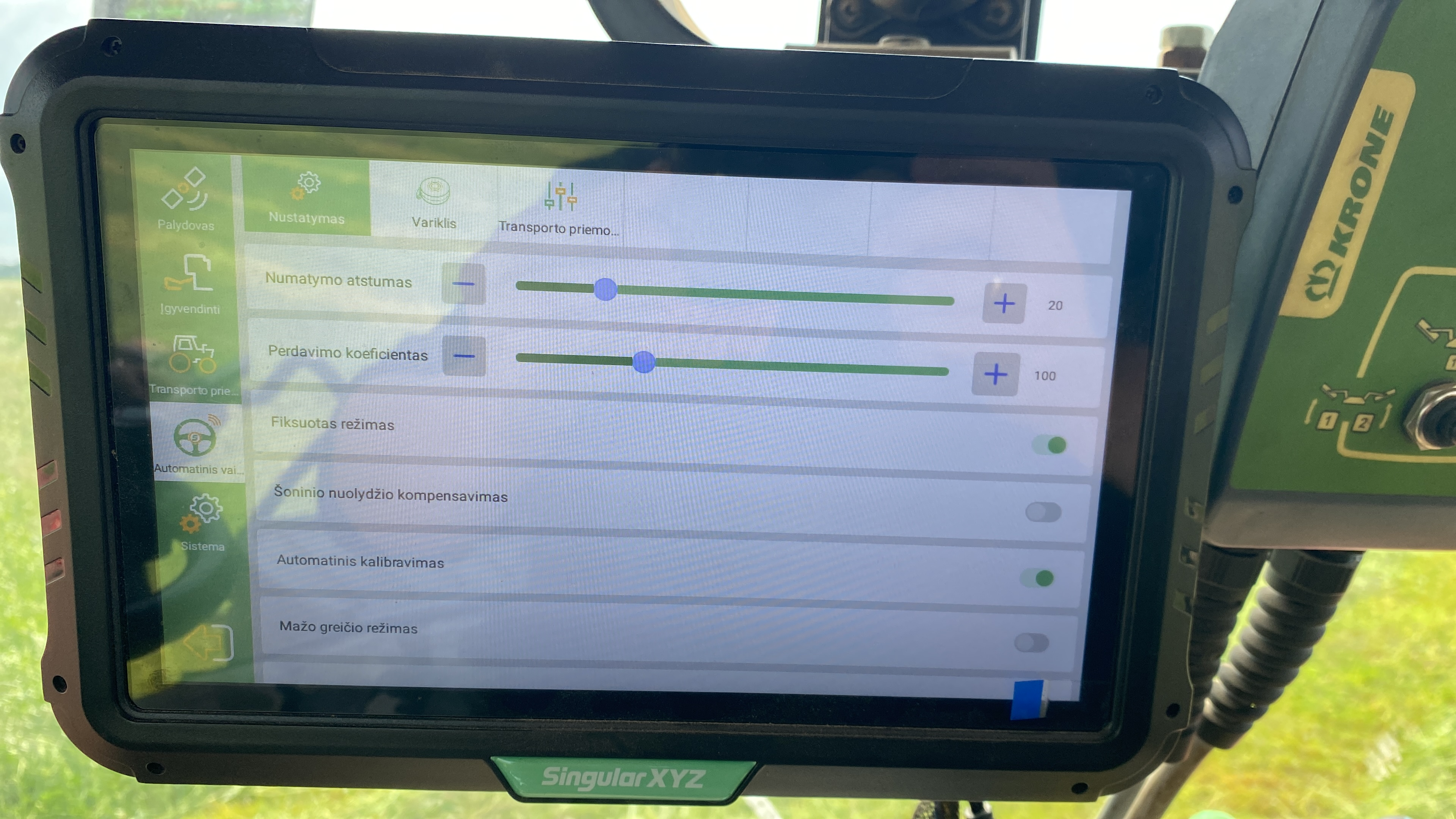 Automatinio vairavimo sistema Singular XYZ Sagro200  2,5cm RTK