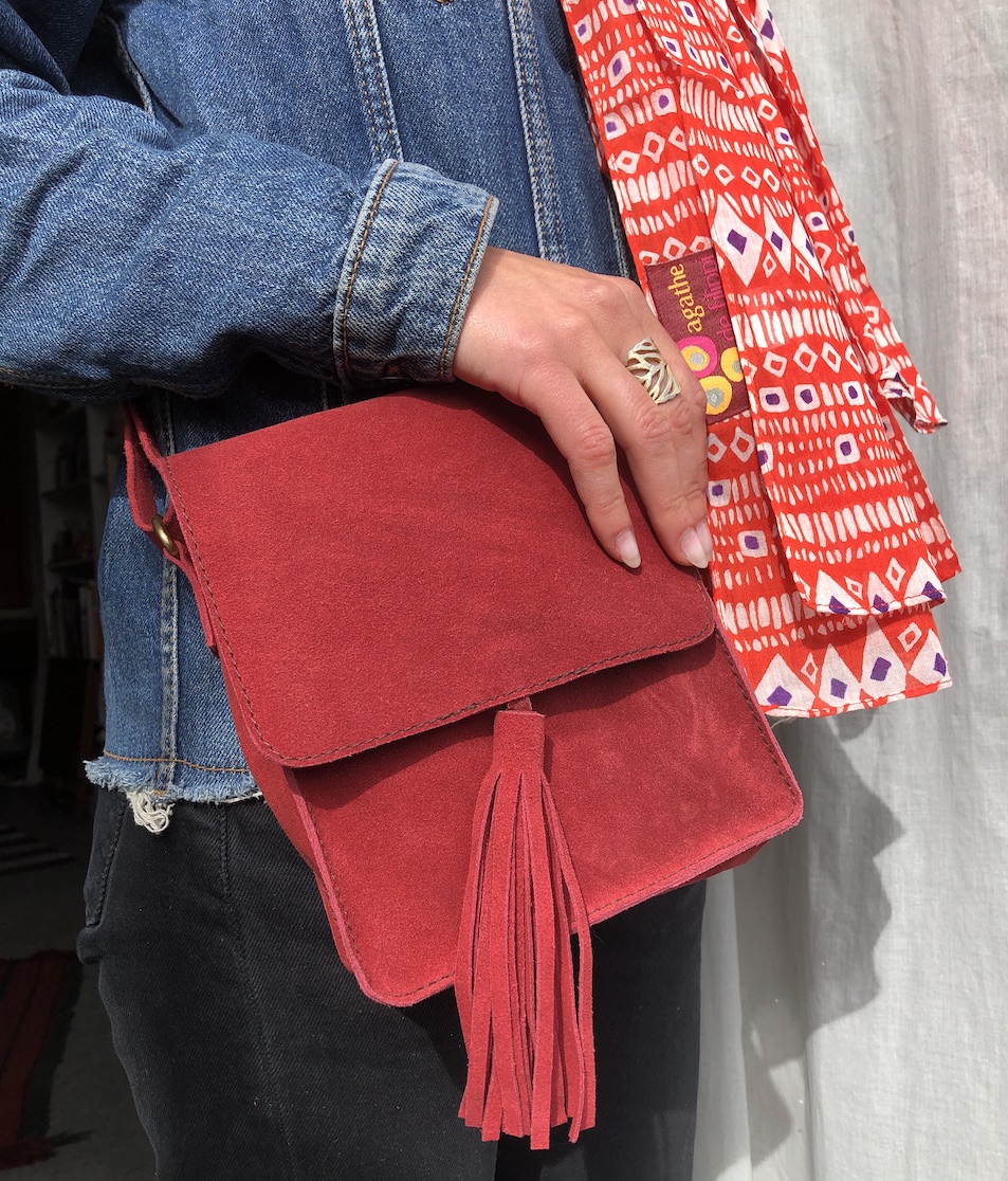 Sac bandoulière en cuir nubuck rouge carmin