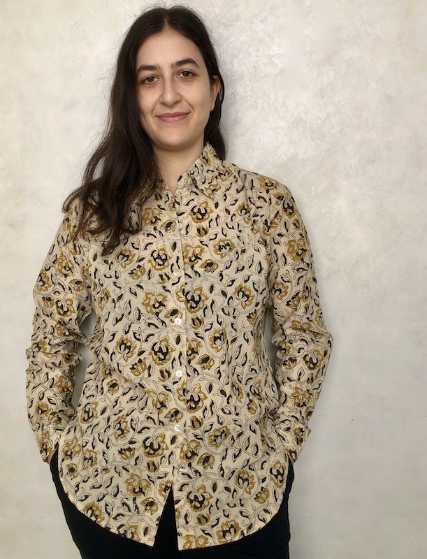 Chemisier en coton naturel imprimé blockprint fleurs jaunes et noires