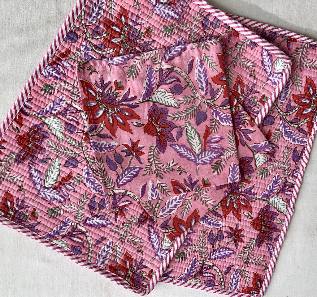 Set de table blockprint surpiqué 