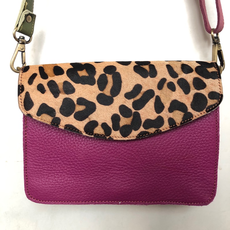 Sac à main réalisé avec des chutes de cuir