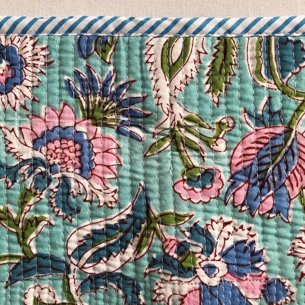 Set de table blockprint surpiqué 