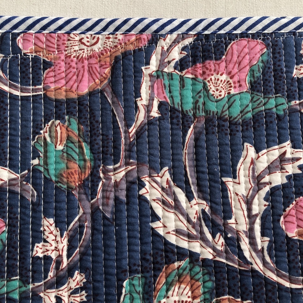 Set de table blockprint surpiqué 