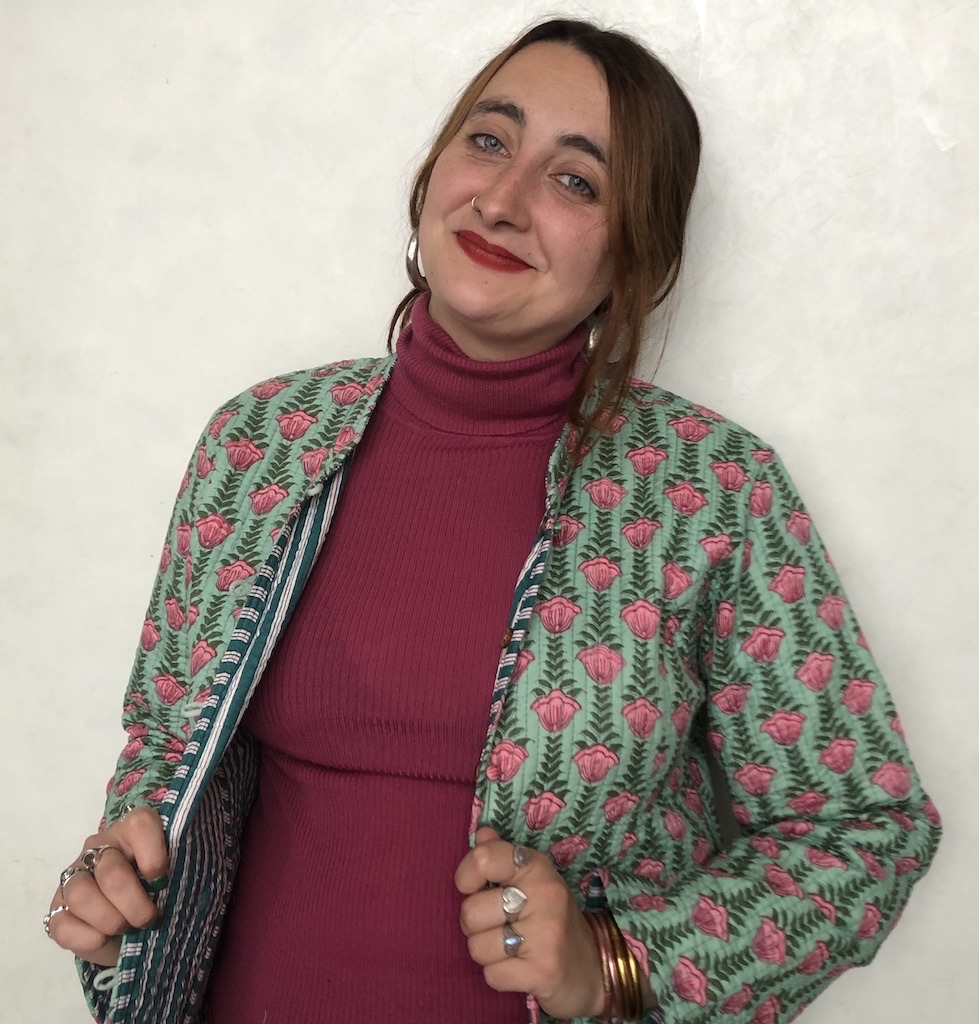La veste indienne surpiquée / imprimé vert et rose