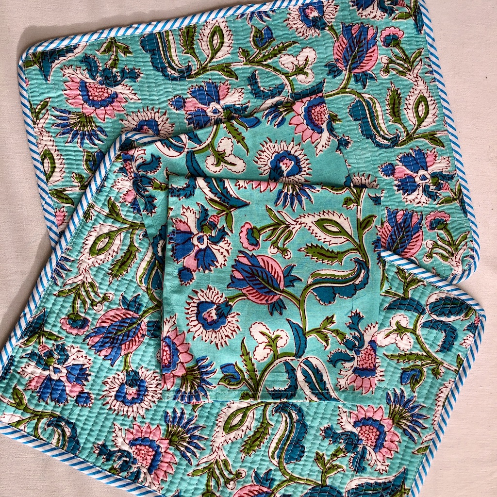 Set de table blockprint surpiqué