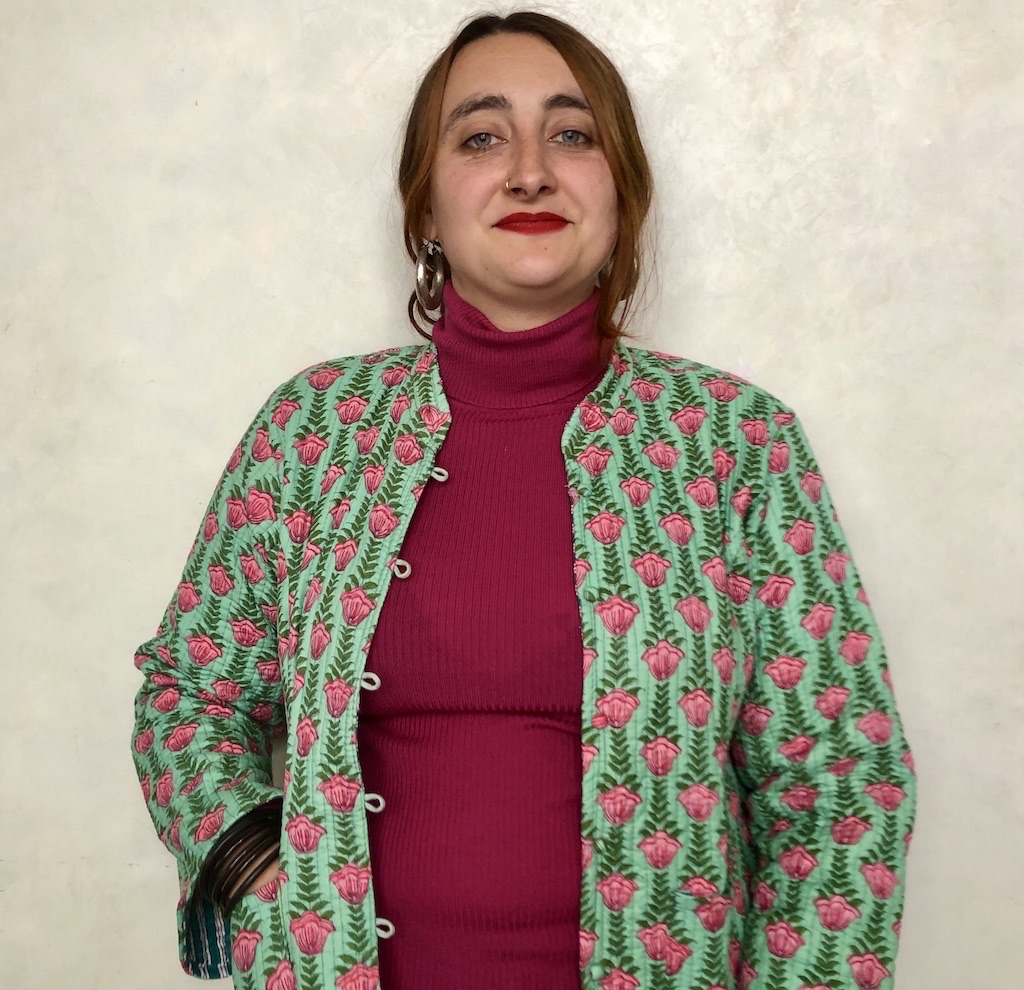 La veste indienne surpiquée / imprimé vert et rose